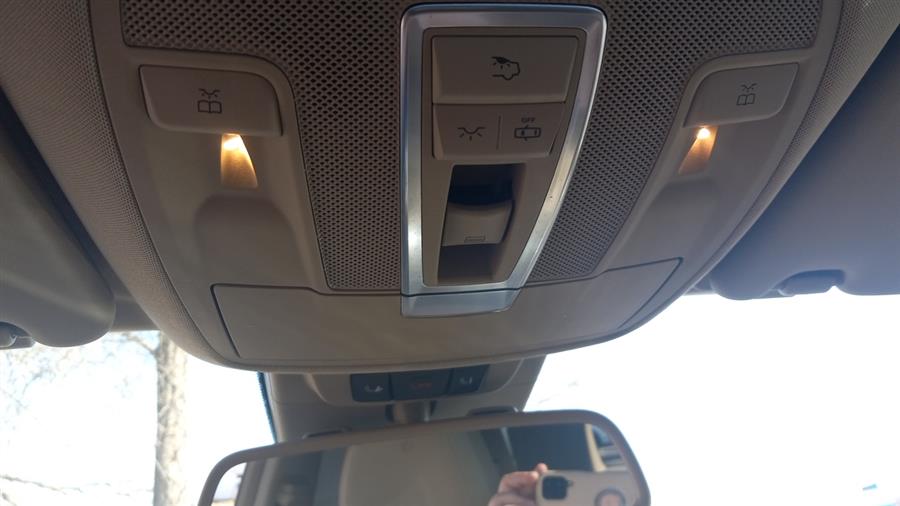 2014 Mercedes-Benz M-Class 4MATIC 4dr ML 350, available for sale in Old Saybrook, Connecticut | Saybrook Auto Barn. Old Saybrook, Connecticut 2014 Mercedes-Benz M-Class 4MATIC 4dr ML 350, available for sale in Old Saybrook, Connecticut | Saybrook Auto Barn. Old Saybrook, Connecticut