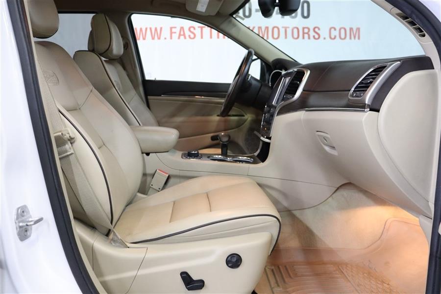 2014 Jeep Grand Cherokee OVERLAND, available for sale in Paterson, New Jersey | Fast Track Motors. Paterson, New Jersey 2014 Jeep Grand Cherokee OVERLAND, available for sale in Paterson, New Jersey | Fast Track Motors. Paterson, New Jersey