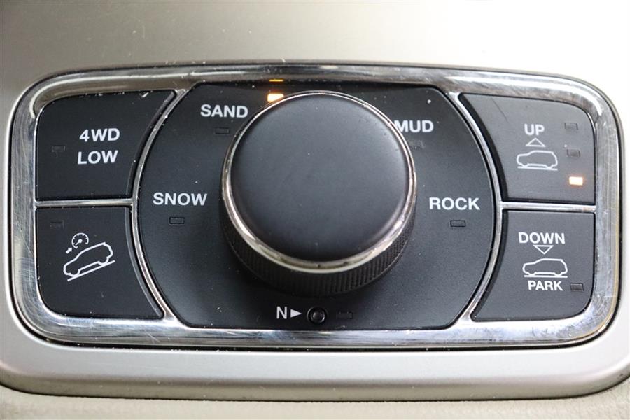 2014 Jeep Grand Cherokee OVERLAND, available for sale in Paterson, New Jersey | Fast Track Motors. Paterson, New Jersey 2014 Jeep Grand Cherokee OVERLAND, available for sale in Paterson, New Jersey | Fast Track Motors. Paterson, New Jersey