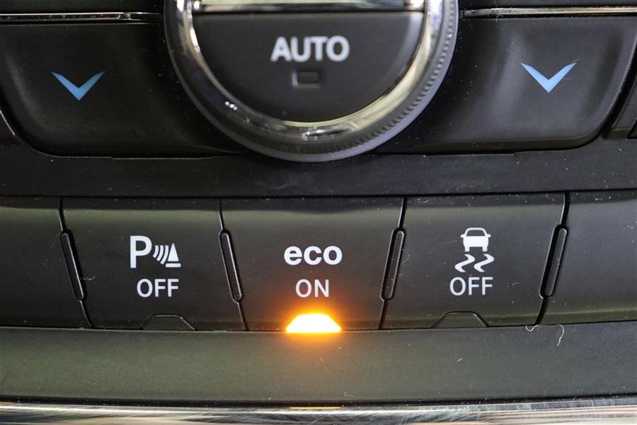 2014 Jeep Grand Cherokee OVERLAND, available for sale in Paterson, New Jersey | Fast Track Motors. Paterson, New Jersey 2014 Jeep Grand Cherokee OVERLAND, available for sale in Paterson, New Jersey | Fast Track Motors. Paterson, New Jersey