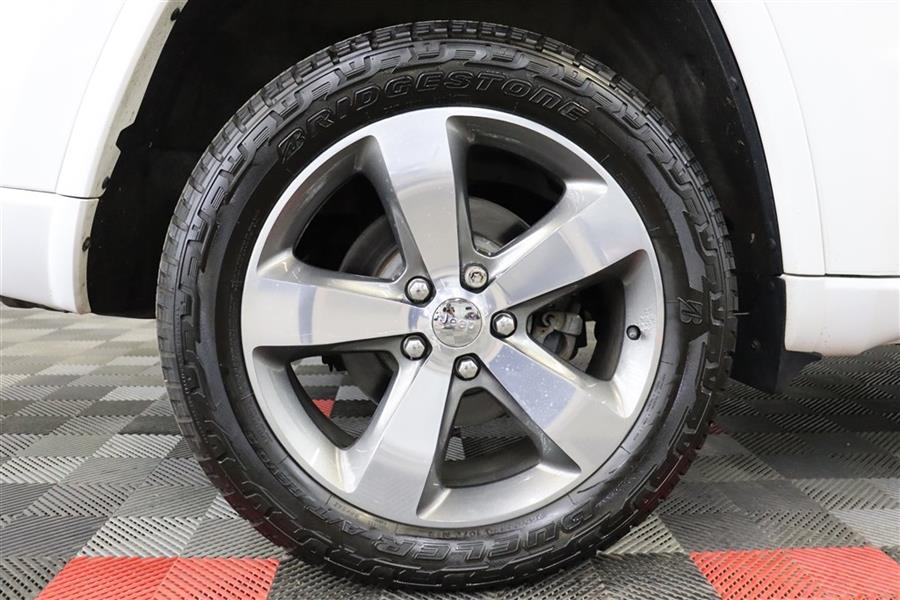 2014 Jeep Grand Cherokee OVERLAND, available for sale in Paterson, New Jersey | Fast Track Motors. Paterson, New Jersey 2014 Jeep Grand Cherokee OVERLAND, available for sale in Paterson, New Jersey | Fast Track Motors. Paterson, New Jersey