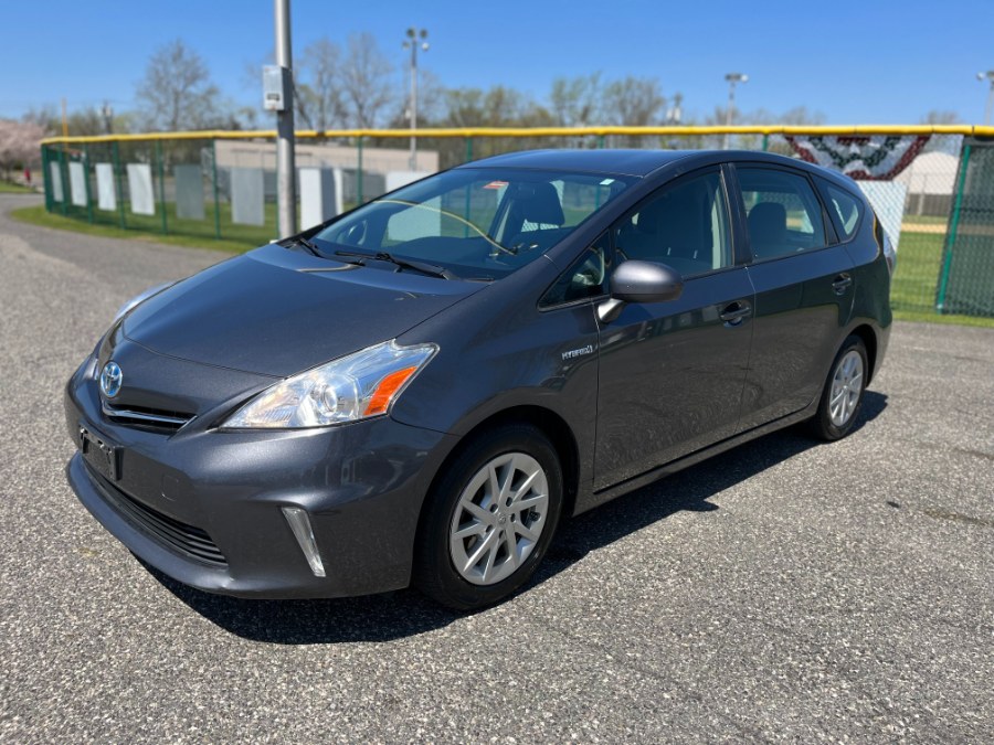 2012 Toyota Prius v 5dr Wgn Two (Natl), available for sale in Lyndhurst, New Jersey | Cars With Deals. Lyndhurst, New Jersey