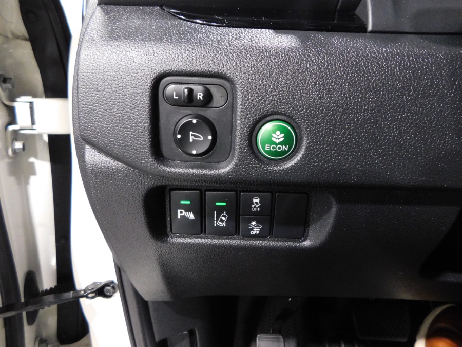 2016 Honda Pilot AWD 4dr Elite w/RES & Navi, available for sale in Lodi, New Jersey | Auto Gallery. Lodi, New Jersey 2016 Honda Pilot AWD 4dr Elite w/RES & Navi, available for sale in Lodi, New Jersey | Auto Gallery. Lodi, New Jersey