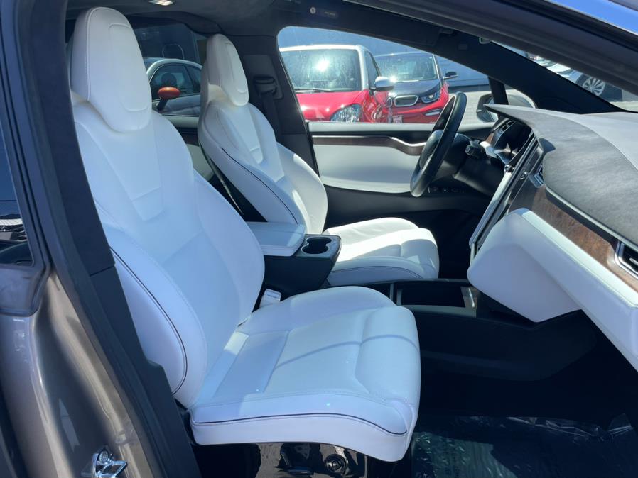 2016 Tesla Model X 90D, available for sale in Daly City, California | Green Light Auto Wholesale. Daly City, California 2016 Tesla Model X 90D, available for sale in Daly City, California | Green Light Auto Wholesale. Daly City, California