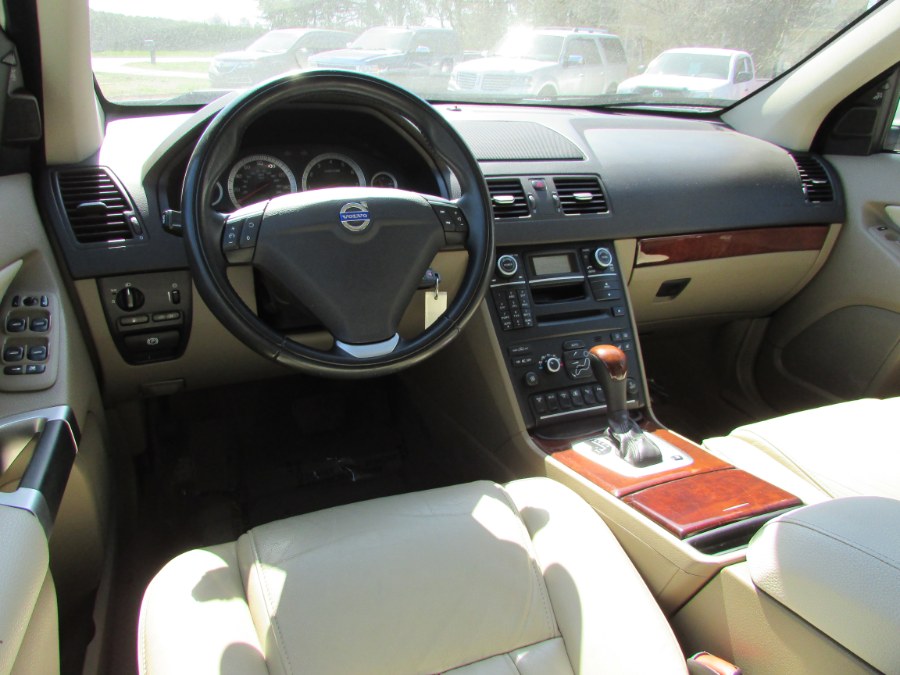 2013 Volvo XC90 AWD 4dr, available for sale in East Windsor, Connecticut | United Auto Sales of E Windsor, Inc. East Windsor, Connecticut 2013 Volvo XC90 AWD 4dr, available for sale in East Windsor, Connecticut | United Auto Sales of E Windsor, Inc. East Windsor, Connecticut