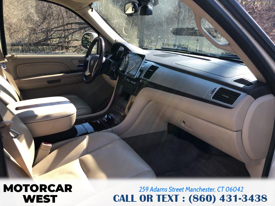2009 Cadillac Escalade AWD 4dr, available for sale in Manchester, Connecticut | Motorcar West. Manchester, Connecticut 2009 Cadillac Escalade AWD 4dr, available for sale in Manchester, Connecticut | Motorcar West. Manchester, Connecticut