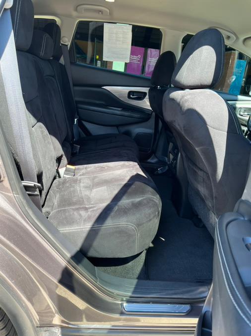 2016 Nissan Murano AWD 4dr SL, available for sale in New Britain, Connecticut | Supreme Automotive. New Britain, Connecticut 2016 Nissan Murano AWD 4dr SL, available for sale in New Britain, Connecticut | Supreme Automotive. New Britain, Connecticut