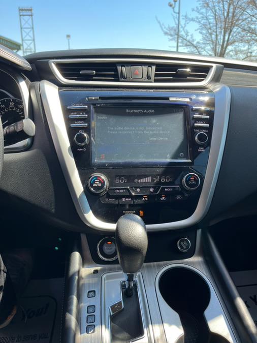 2016 Nissan Murano AWD 4dr SL, available for sale in New Britain, Connecticut | Supreme Automotive. New Britain, Connecticut 2016 Nissan Murano AWD 4dr SL, available for sale in New Britain, Connecticut | Supreme Automotive. New Britain, Connecticut