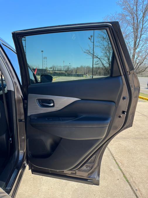 2016 Nissan Murano AWD 4dr SL, available for sale in New Britain, Connecticut | Supreme Automotive. New Britain, Connecticut 2016 Nissan Murano AWD 4dr SL, available for sale in New Britain, Connecticut | Supreme Automotive. New Britain, Connecticut