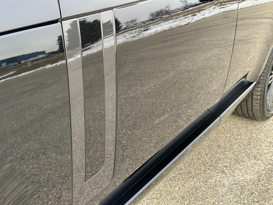 2023 Land Rover Range Rover P530 SE SWB, available for sale in Darien, Wisconsin | Geneva Motor Cars. Darien, Wisconsin 2023 Land Rover Range Rover P530 SE SWB, available for sale in Darien, Wisconsin | Geneva Motor Cars. Darien, Wisconsin