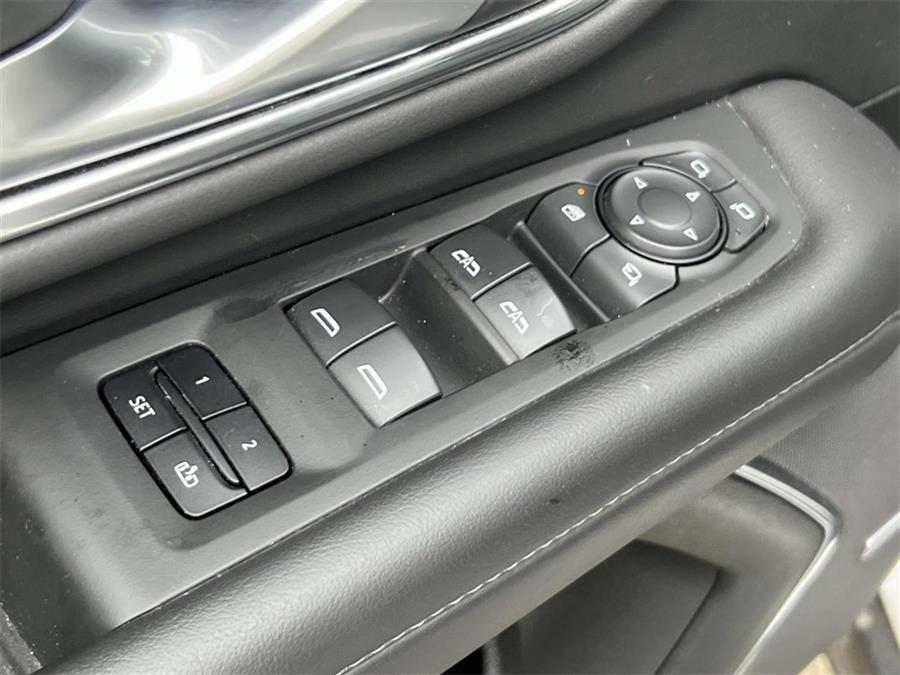 2022 Chevrolet Suburban Z71, available for sale in Wantagh, New York | Wantagh Certified. Wantagh, New York 2022 Chevrolet Suburban Z71, available for sale in Wantagh, New York | Wantagh Certified. Wantagh, New York