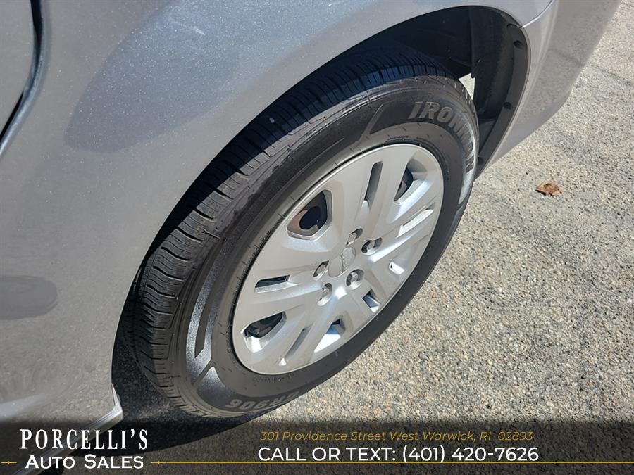 2014 Dodge Grand Caravan 4dr Wgn SE, available for sale in West Warwick, Rhode Island | Porcelli's Auto Sales. West Warwick, Rhode Island 2014 Dodge Grand Caravan 4dr Wgn SE, available for sale in West Warwick, Rhode Island | Porcelli's Auto Sales. West Warwick, Rhode Island