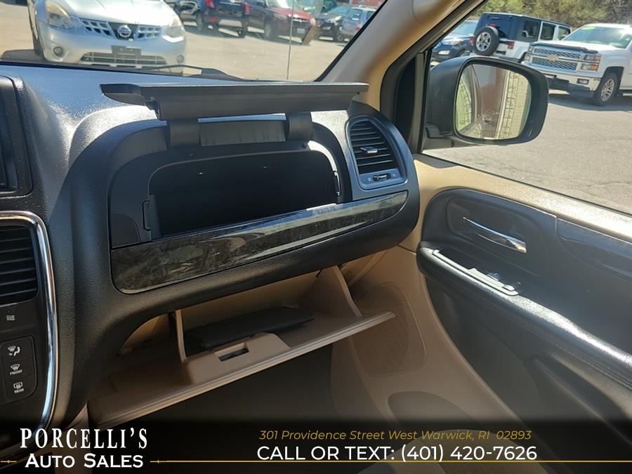 2014 Dodge Grand Caravan 4dr Wgn SE, available for sale in West Warwick, Rhode Island | Porcelli's Auto Sales. West Warwick, Rhode Island 2014 Dodge Grand Caravan 4dr Wgn SE, available for sale in West Warwick, Rhode Island | Porcelli's Auto Sales. West Warwick, Rhode Island