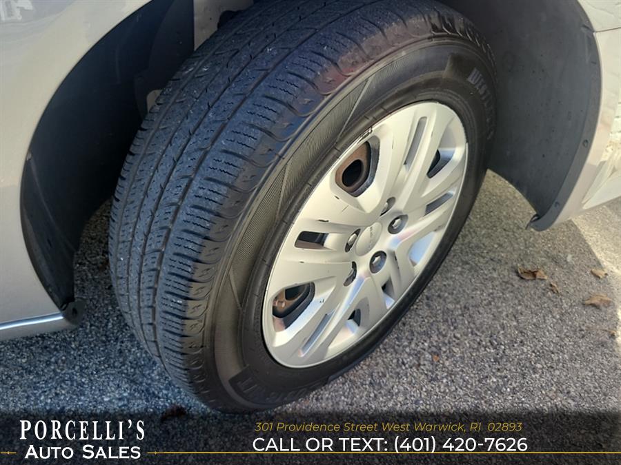 2014 Dodge Grand Caravan 4dr Wgn SE, available for sale in West Warwick, Rhode Island | Porcelli's Auto Sales. West Warwick, Rhode Island 2014 Dodge Grand Caravan 4dr Wgn SE, available for sale in West Warwick, Rhode Island | Porcelli's Auto Sales. West Warwick, Rhode Island