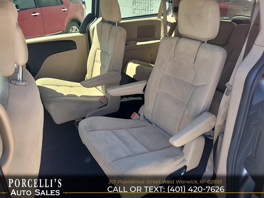 2014 Dodge Grand Caravan 4dr Wgn SE, available for sale in West Warwick, Rhode Island | Porcelli's Auto Sales. West Warwick, Rhode Island 2014 Dodge Grand Caravan 4dr Wgn SE, available for sale in West Warwick, Rhode Island | Porcelli's Auto Sales. West Warwick, Rhode Island