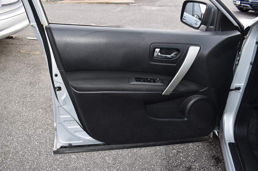 2015 Nissan Rogue Select S, available for sale in Patchogue, New York | 112 Auto Plaza. Patchogue, New York 2015 Nissan Rogue Select S, available for sale in Patchogue, New York | 112 Auto Plaza. Patchogue, New York