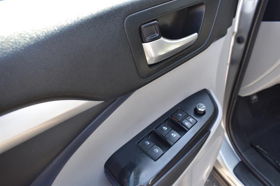 2018 Toyota Highlander SE, available for sale in Patchogue, New York | 112 Auto Plaza. Patchogue, New York 2018 Toyota Highlander SE, available for sale in Patchogue, New York | 112 Auto Plaza. Patchogue, New York