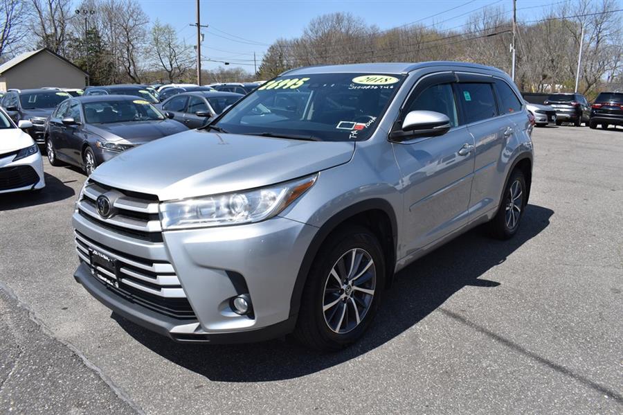 2018 Toyota Highlander SE, available for sale in Patchogue, New York | 112 Auto Plaza. Patchogue, New York 2018 Toyota Highlander SE, available for sale in Patchogue, New York | 112 Auto Plaza. Patchogue, New York