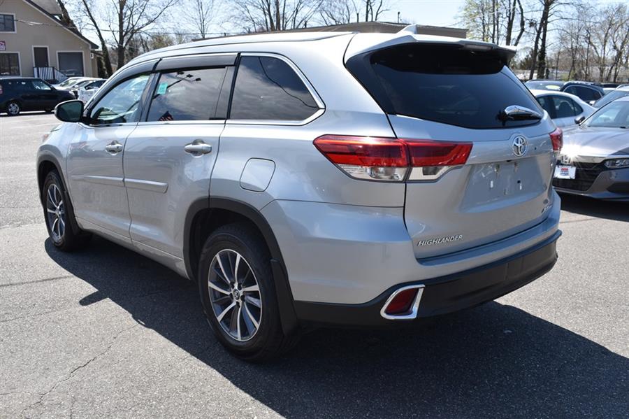 2018 Toyota Highlander SE, available for sale in Patchogue, New York | 112 Auto Plaza. Patchogue, New York 2018 Toyota Highlander SE, available for sale in Patchogue, New York | 112 Auto Plaza. Patchogue, New York