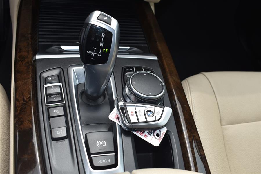 2017 BMW X5 XDRIVE35I, available for sale in Patchogue, New York | 112 Auto Plaza. Patchogue, New York 2017 BMW X5 XDRIVE35I, available for sale in Patchogue, New York | 112 Auto Plaza. Patchogue, New York