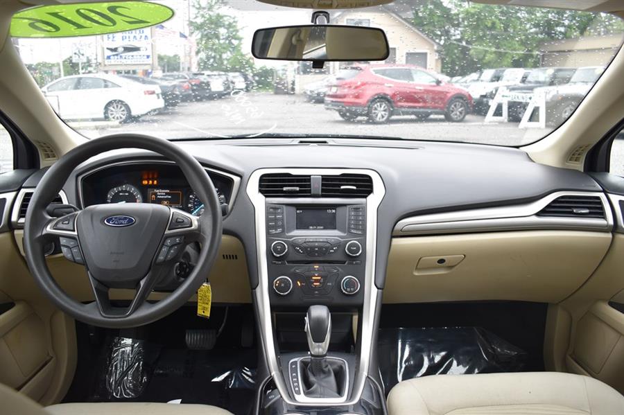 2016 Ford Fusion SE, available for sale in Patchogue, New York | 112 Auto Plaza. Patchogue, New York 2016 Ford Fusion SE, available for sale in Patchogue, New York | 112 Auto Plaza. Patchogue, New York