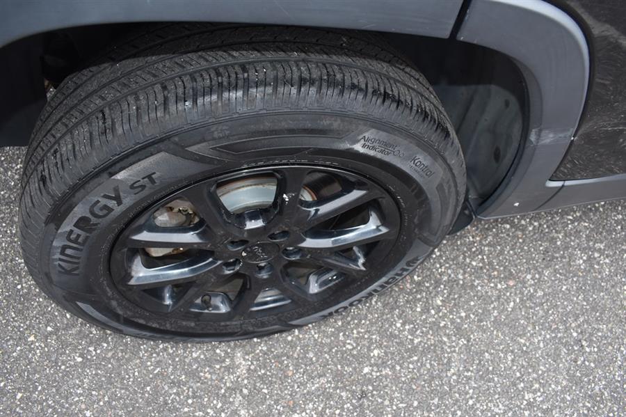 2016 Jeep Cherokee LATITUDE, available for sale in Patchogue, New York | 112 Auto Plaza. Patchogue, New York 2016 Jeep Cherokee LATITUDE, available for sale in Patchogue, New York | 112 Auto Plaza. Patchogue, New York