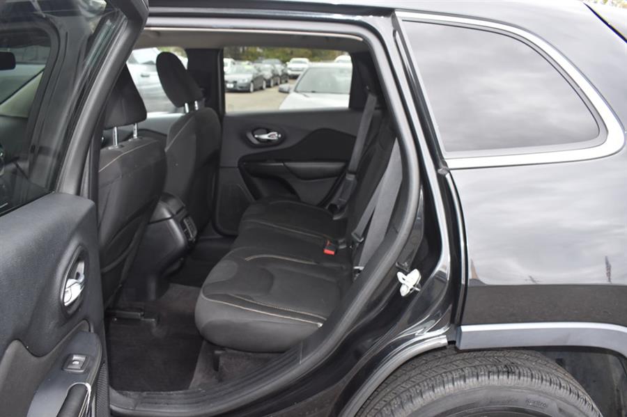 2016 Jeep Cherokee LATITUDE, available for sale in Patchogue, New York | 112 Auto Plaza. Patchogue, New York 2016 Jeep Cherokee LATITUDE, available for sale in Patchogue, New York | 112 Auto Plaza. Patchogue, New York