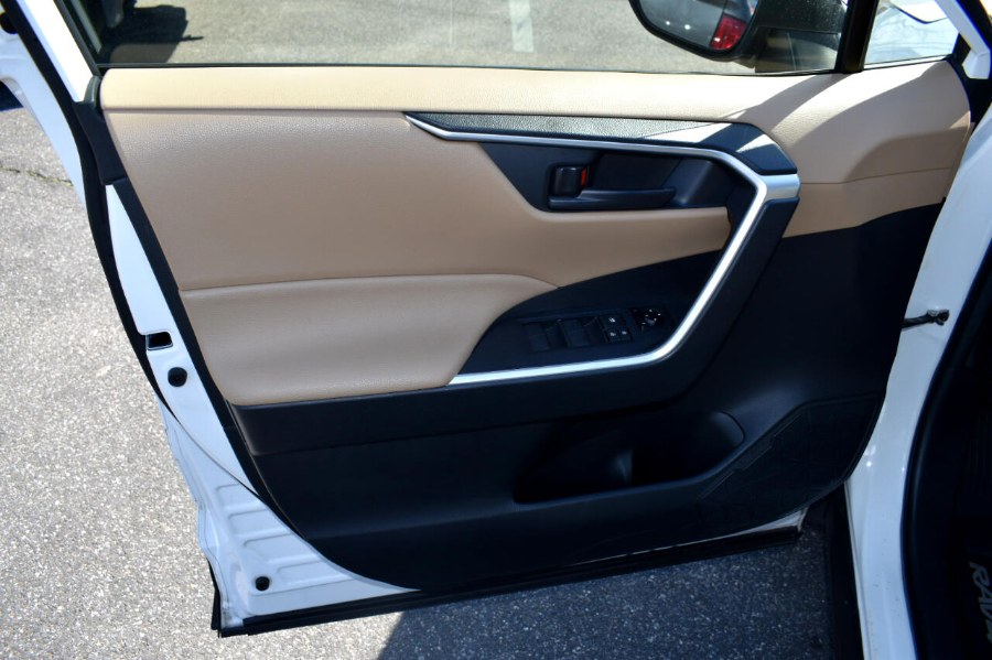 2019 Toyota Rav4 LE, available for sale in Patchogue, New York | 112 Auto Plaza. Patchogue, New York 2019 Toyota Rav4 LE, available for sale in Patchogue, New York | 112 Auto Plaza. Patchogue, New York