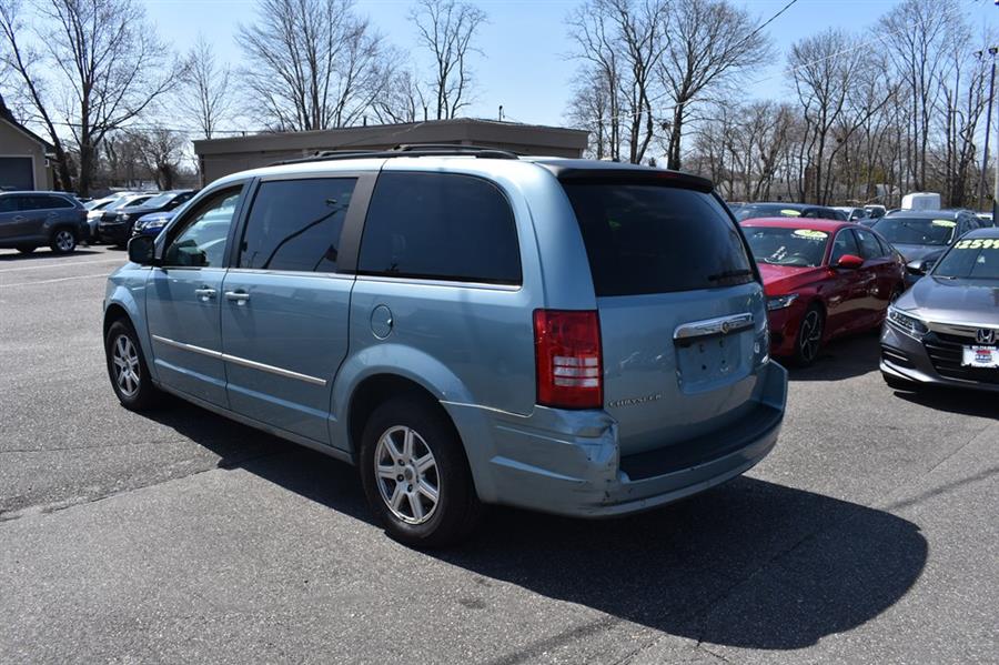 2010 Chrysler Town & Country TOURING PLUS, available for sale in Patchogue, New York | 112 Auto Plaza. Patchogue, New York 2010 Chrysler Town & Country TOURING PLUS, available for sale in Patchogue, New York | 112 Auto Plaza. Patchogue, New York