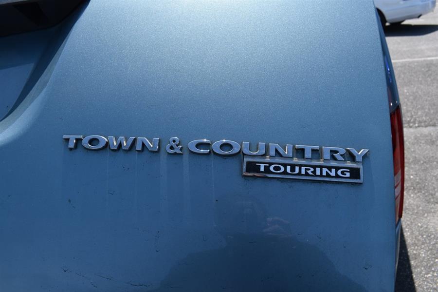 2010 Chrysler Town & Country TOURING PLUS, available for sale in Patchogue, New York | 112 Auto Plaza. Patchogue, New York 2010 Chrysler Town & Country TOURING PLUS, available for sale in Patchogue, New York | 112 Auto Plaza. Patchogue, New York