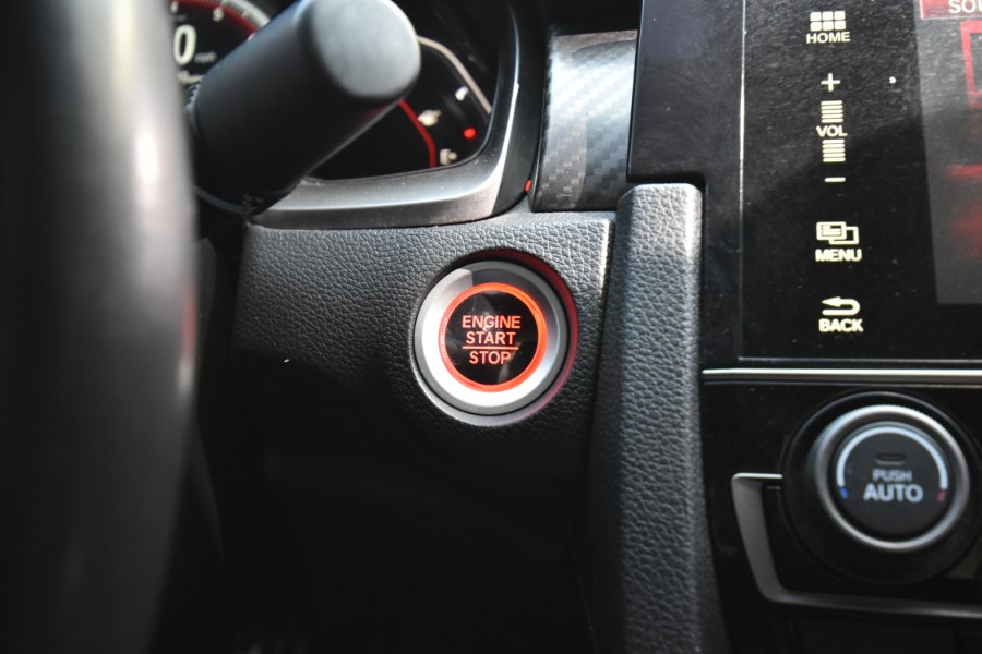 2018 Honda Civic Si Sedan Manual, available for sale in Waterbury, Connecticut | Highline Car Connection. Waterbury, Connecticut 2018 Honda Civic Si Sedan Manual, available for sale in Waterbury, Connecticut | Highline Car Connection. Waterbury, Connecticut