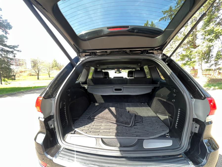 2015 Jeep Grand Cherokee 4WD 4dr Limited, available for sale in Waterbury, Connecticut | Platinum Auto Care. Waterbury, Connecticut 2015 Jeep Grand Cherokee 4WD 4dr Limited, available for sale in Waterbury, Connecticut | Platinum Auto Care. Waterbury, Connecticut