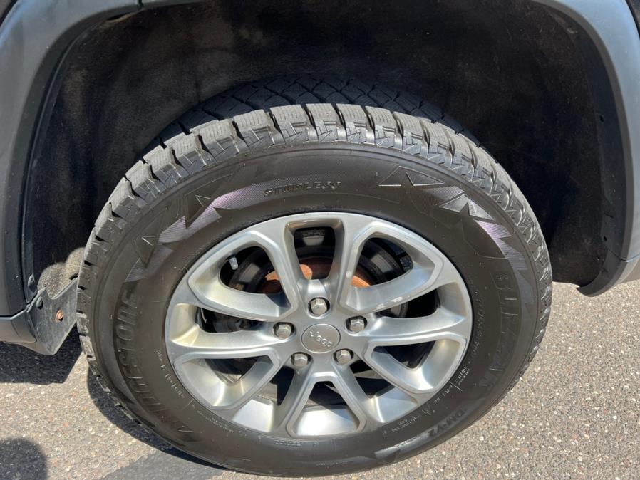 2015 Jeep Grand Cherokee 4WD 4dr Limited, available for sale in Waterbury, Connecticut | Platinum Auto Care. Waterbury, Connecticut 2015 Jeep Grand Cherokee 4WD 4dr Limited, available for sale in Waterbury, Connecticut | Platinum Auto Care. Waterbury, Connecticut