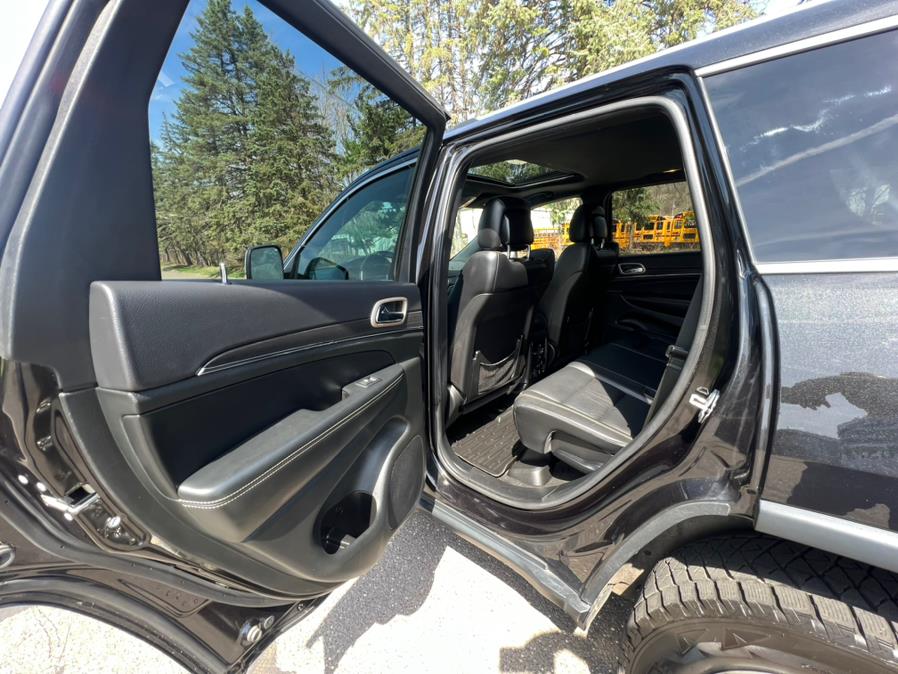 2015 Jeep Grand Cherokee 4WD 4dr Limited, available for sale in Waterbury, Connecticut | Platinum Auto Care. Waterbury, Connecticut 2015 Jeep Grand Cherokee 4WD 4dr Limited, available for sale in Waterbury, Connecticut | Platinum Auto Care. Waterbury, Connecticut