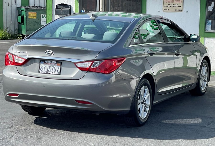 2013 Hyundai Sonata 4dr Sdn 2.4L Auto GLS PZEV, available for sale in Corona, California | Green Light Auto. Corona, California 2013 Hyundai Sonata 4dr Sdn 2.4L Auto GLS PZEV, available for sale in Corona, California | Green Light Auto. Corona, California