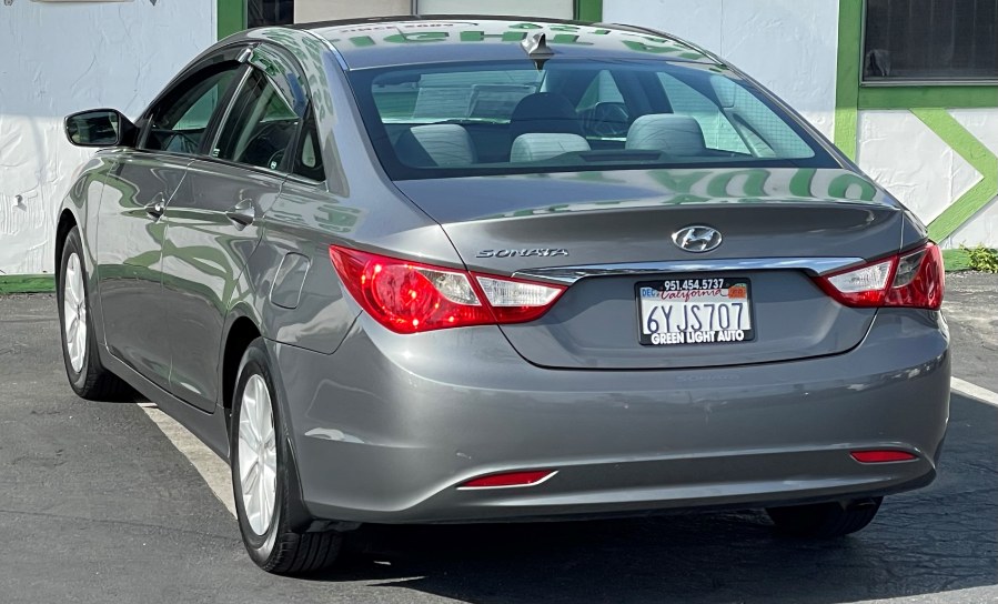 2013 Hyundai Sonata 4dr Sdn 2.4L Auto GLS PZEV, available for sale in Corona, California | Green Light Auto. Corona, California 2013 Hyundai Sonata 4dr Sdn 2.4L Auto GLS PZEV, available for sale in Corona, California | Green Light Auto. Corona, California