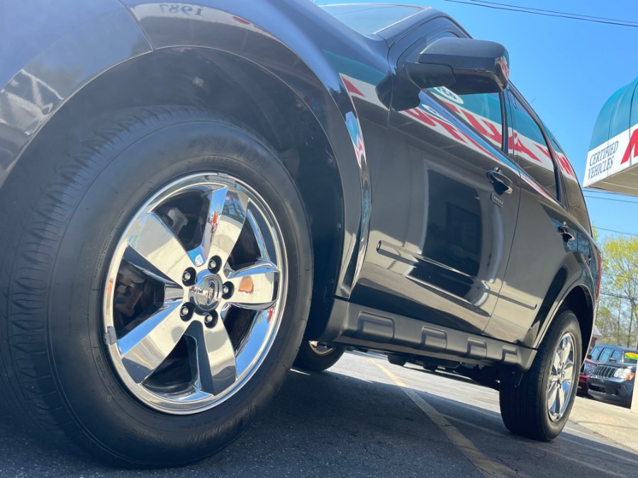 2011 Ford Escape 4WD 4dr Limited, available for sale in Huntington Station, New York | My Auto Inc.. Huntington Station, New York 2011 Ford Escape 4WD 4dr Limited, available for sale in Huntington Station, New York | My Auto Inc.. Huntington Station, New York
