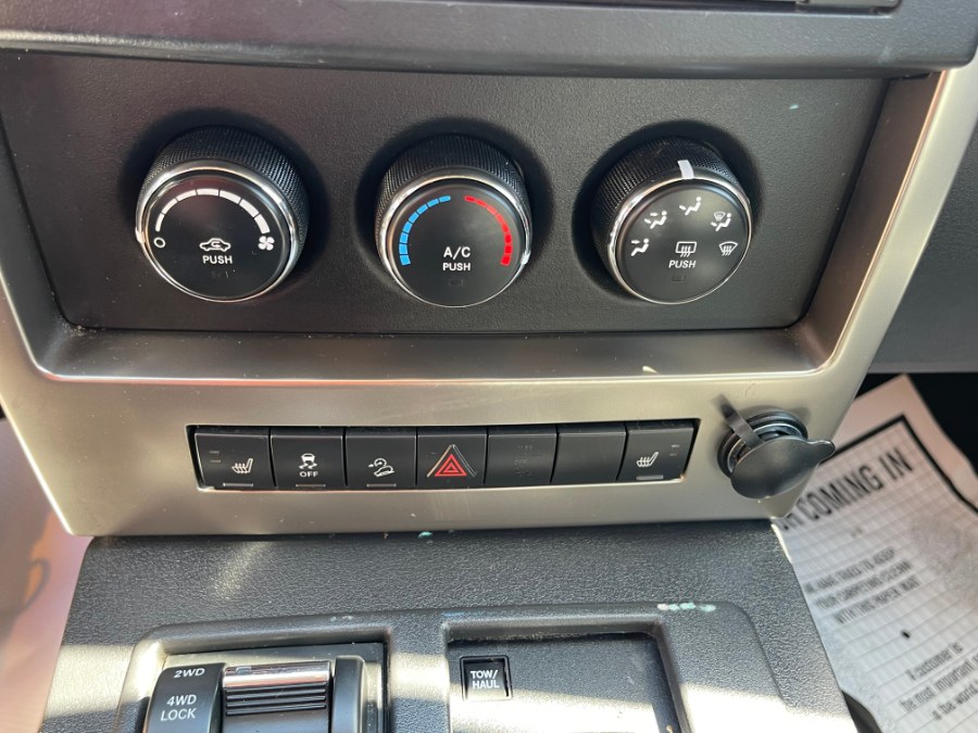 2012 Jeep Liberty 4WD 4dr Sport Latitude, available for sale in Huntington Station, New York | My Auto Inc.. Huntington Station, New York 2012 Jeep Liberty 4WD 4dr Sport Latitude, available for sale in Huntington Station, New York | My Auto Inc.. Huntington Station, New York