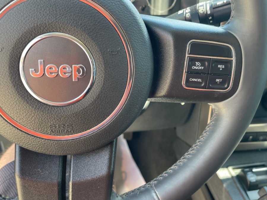 2012 Jeep Liberty 4WD 4dr Sport Latitude, available for sale in Huntington Station, New York | My Auto Inc.. Huntington Station, New York 2012 Jeep Liberty 4WD 4dr Sport Latitude, available for sale in Huntington Station, New York | My Auto Inc.. Huntington Station, New York