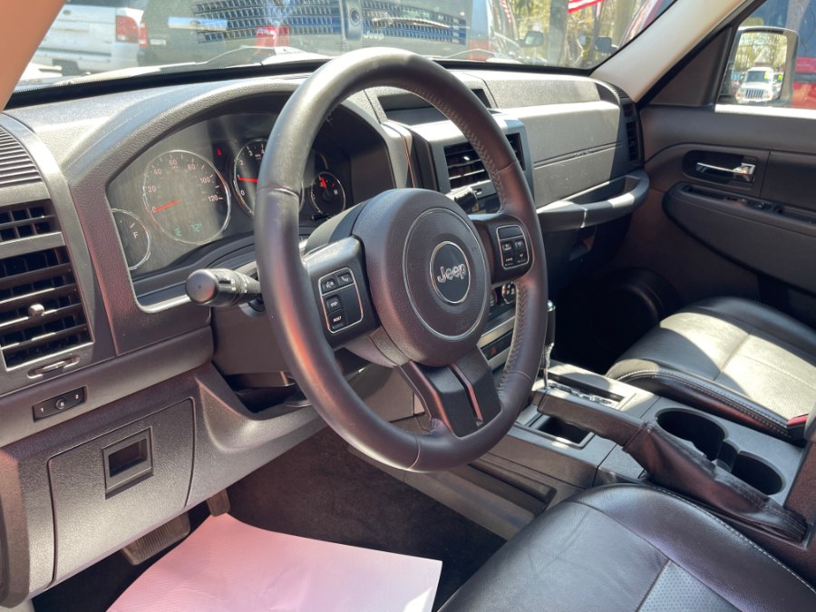 2012 Jeep Liberty 4WD 4dr Sport Latitude, available for sale in Huntington Station, New York | My Auto Inc.. Huntington Station, New York 2012 Jeep Liberty 4WD 4dr Sport Latitude, available for sale in Huntington Station, New York | My Auto Inc.. Huntington Station, New York