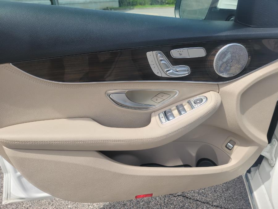 2015 Mercedes-Benz C-Class 4dr Sdn C300 Sport 4MATIC, available for sale in Philadelphia, Pennsylvania | Eugen's Auto Sales & Repairs. Philadelphia, Pennsylvania 2015 Mercedes-Benz C-Class 4dr Sdn C300 Sport 4MATIC, available for sale in Philadelphia, Pennsylvania | Eugen's Auto Sales & Repairs. Philadelphia, Pennsylvania