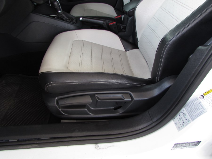 2016 Volkswagen Jetta Sedan 4dr Auto 1.8T Sport PZEV, available for sale in Orlando, Florida | VIP Auto Enterprise, Inc. Orlando, Florida 2016 Volkswagen Jetta Sedan 4dr Auto 1.8T Sport PZEV, available for sale in Orlando, Florida | VIP Auto Enterprise, Inc. Orlando, Florida