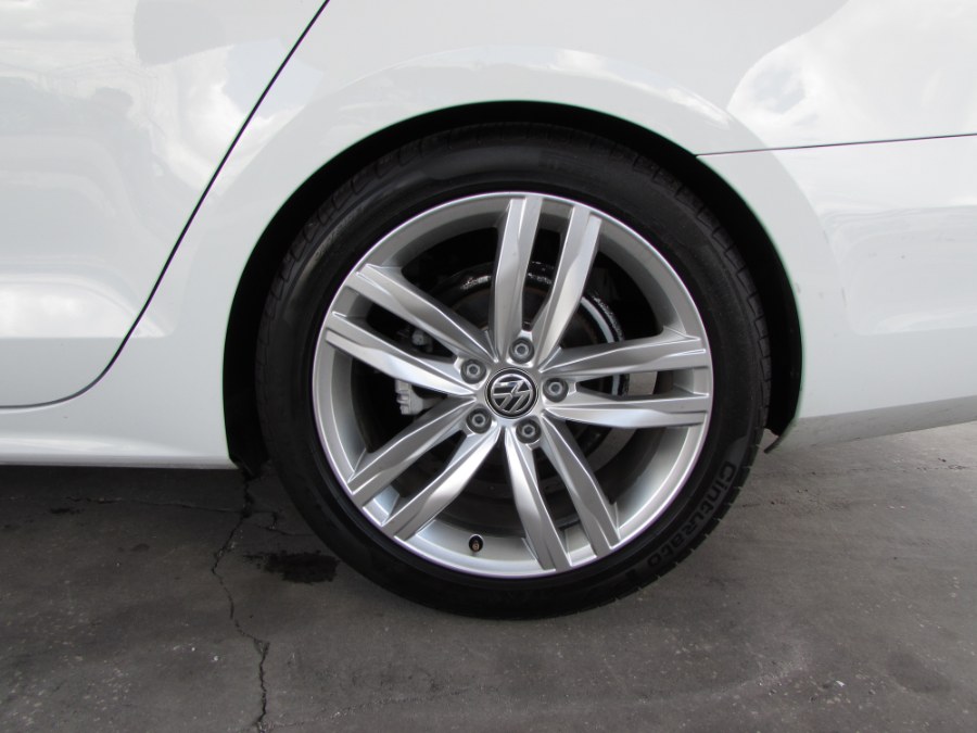 2016 Volkswagen Jetta Sedan 4dr Auto 1.8T Sport PZEV, available for sale in Orlando, Florida | VIP Auto Enterprise, Inc. Orlando, Florida 2016 Volkswagen Jetta Sedan 4dr Auto 1.8T Sport PZEV, available for sale in Orlando, Florida | VIP Auto Enterprise, Inc. Orlando, Florida