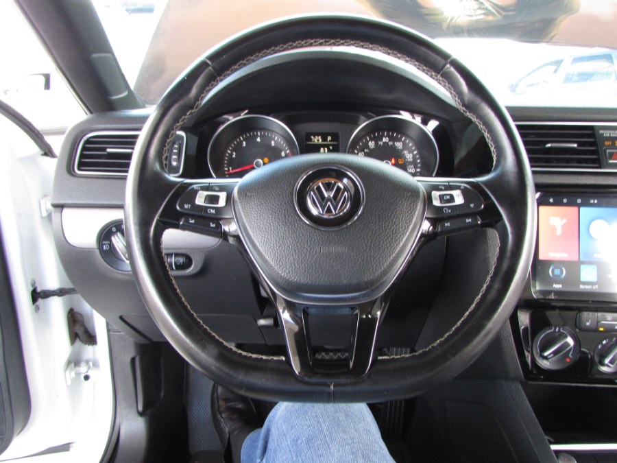 2016 Volkswagen Jetta Sedan 4dr Auto 1.8T Sport PZEV, available for sale in Orlando, Florida | VIP Auto Enterprise, Inc. Orlando, Florida 2016 Volkswagen Jetta Sedan 4dr Auto 1.8T Sport PZEV, available for sale in Orlando, Florida | VIP Auto Enterprise, Inc. Orlando, Florida