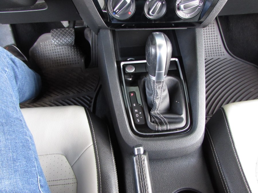 2016 Volkswagen Jetta Sedan 4dr Auto 1.8T Sport PZEV, available for sale in Orlando, Florida | VIP Auto Enterprise, Inc. Orlando, Florida 2016 Volkswagen Jetta Sedan 4dr Auto 1.8T Sport PZEV, available for sale in Orlando, Florida | VIP Auto Enterprise, Inc. Orlando, Florida