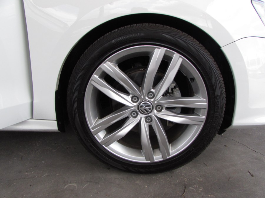 2016 Volkswagen Jetta Sedan 4dr Auto 1.8T Sport PZEV, available for sale in Orlando, Florida | VIP Auto Enterprise, Inc. Orlando, Florida 2016 Volkswagen Jetta Sedan 4dr Auto 1.8T Sport PZEV, available for sale in Orlando, Florida | VIP Auto Enterprise, Inc. Orlando, Florida