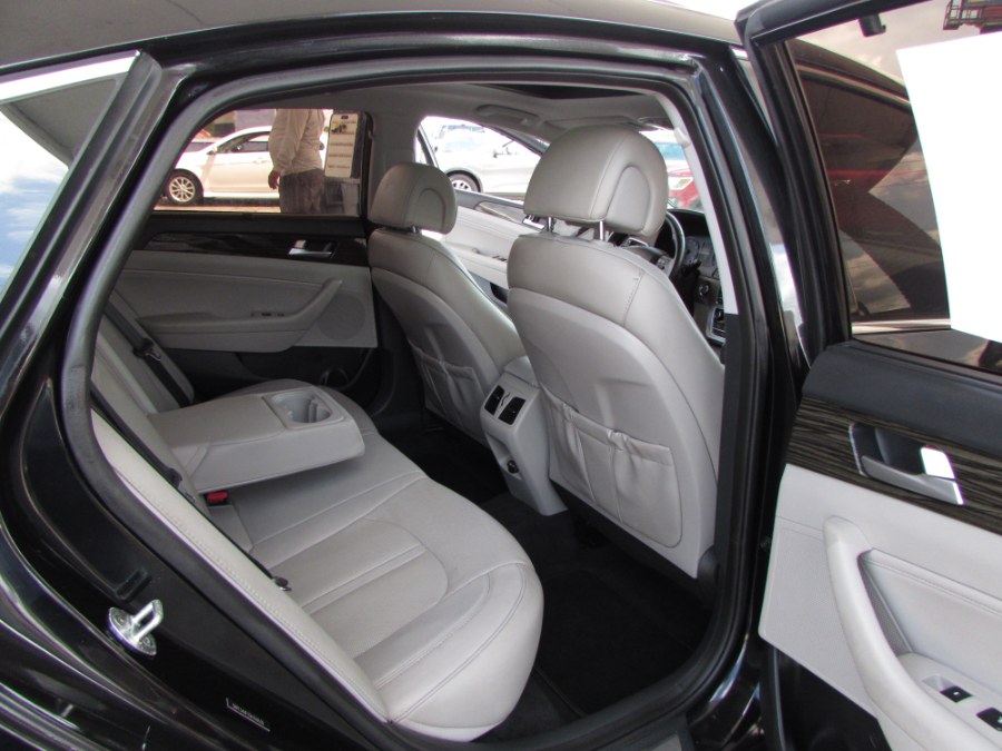 2016 Hyundai Sonata 4dr Sdn 2.4L Limited, available for sale in Orlando, Florida | VIP Auto Enterprise, Inc. Orlando, Florida 2016 Hyundai Sonata 4dr Sdn 2.4L Limited, available for sale in Orlando, Florida | VIP Auto Enterprise, Inc. Orlando, Florida