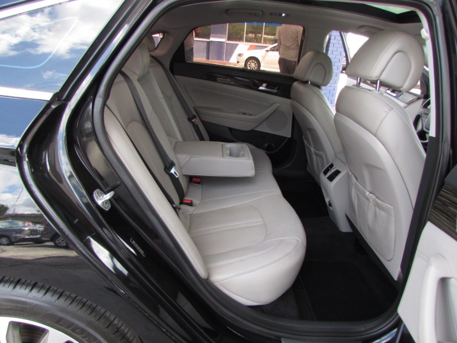 2016 Hyundai Sonata 4dr Sdn 2.4L Limited, available for sale in Orlando, Florida | VIP Auto Enterprise, Inc. Orlando, Florida 2016 Hyundai Sonata 4dr Sdn 2.4L Limited, available for sale in Orlando, Florida | VIP Auto Enterprise, Inc. Orlando, Florida