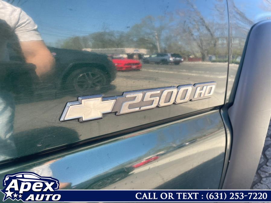 2004 Chevrolet Silverado 2500HD Reg Cab 133" WB 4WD, available for sale in Selden, New York | Apex Auto. Selden, New York 2004 Chevrolet Silverado 2500HD Reg Cab 133" WB 4WD, available for sale in Selden, New York | Apex Auto. Selden, New York