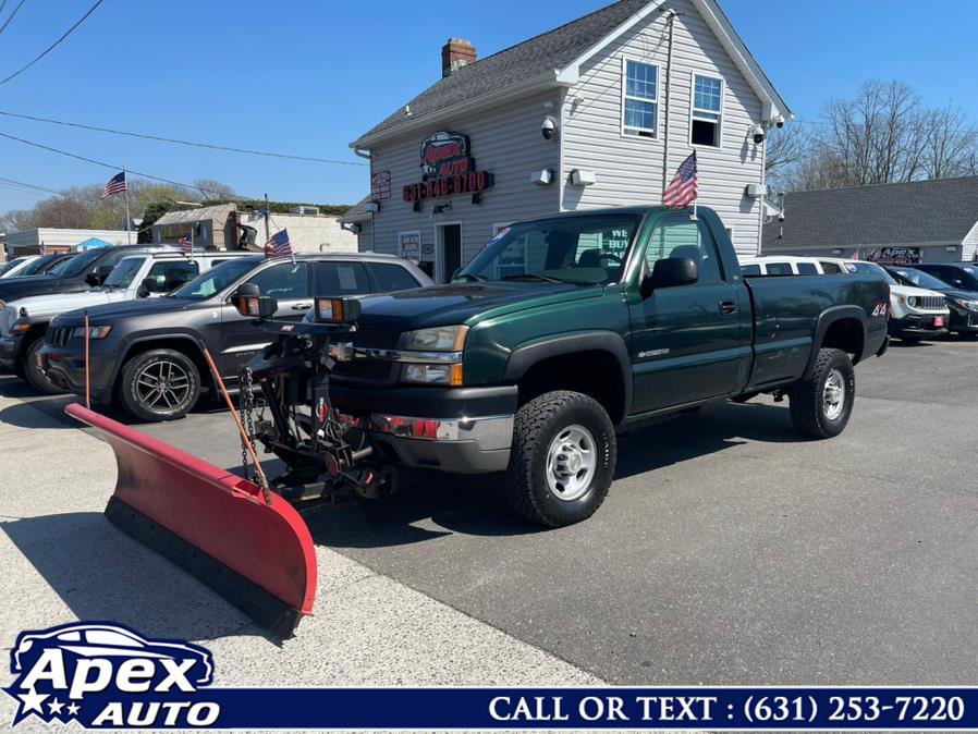 Used Chevrolet Silverado 2500HD Reg Cab 133" WB 4WD 2004 | Apex Auto. Selden, New York